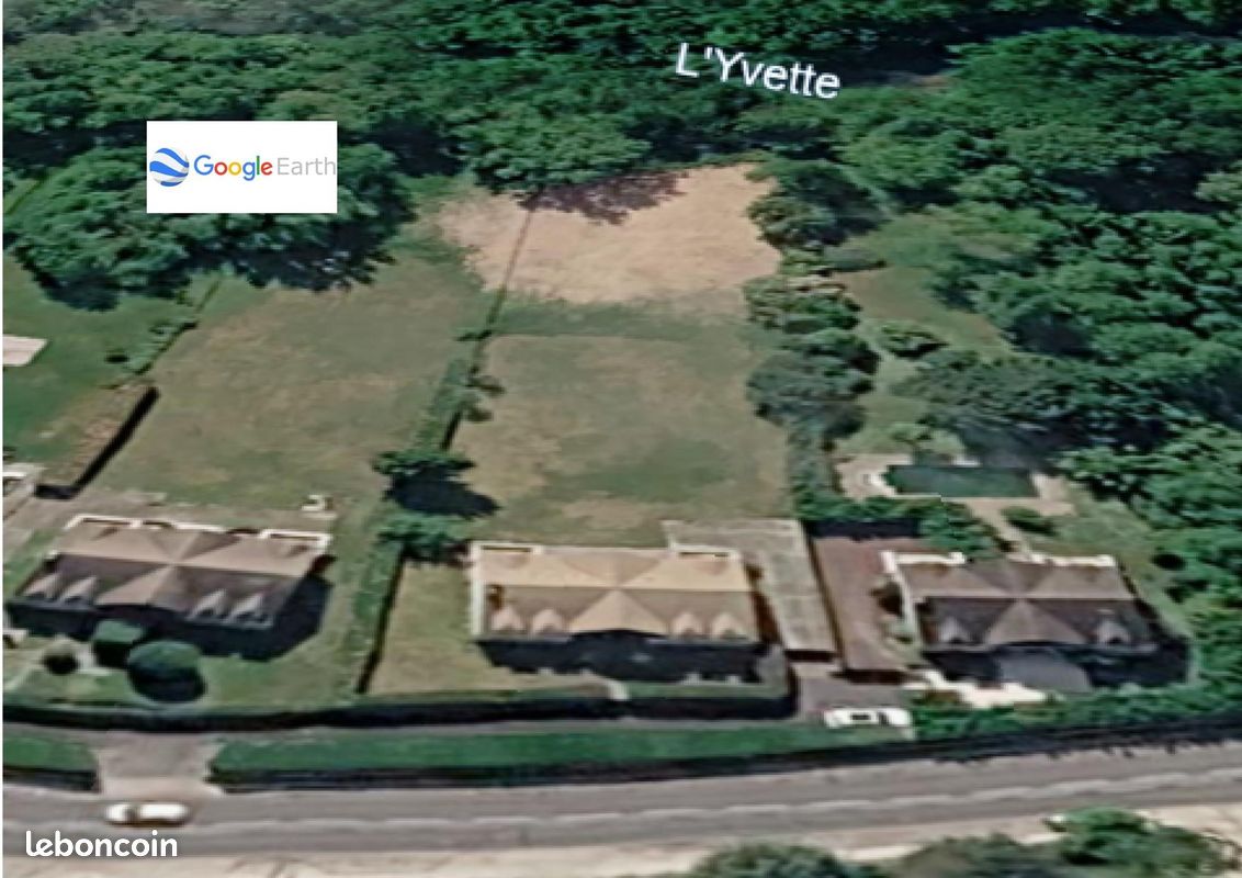 Immeuble 2100 m² · à Saint-Rémy-lès-Chevreuse · 2 100 m² · 3 885 000 €