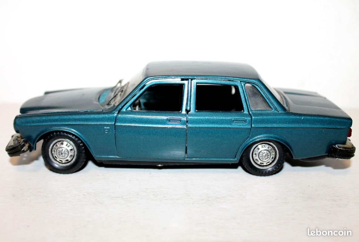 Véhicules miniatures Polistil Volvo