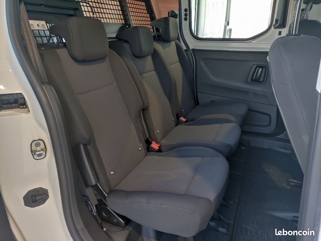 Peugeot Partner (3) BLUEHDI 100 LONG Cabine App (image 9)