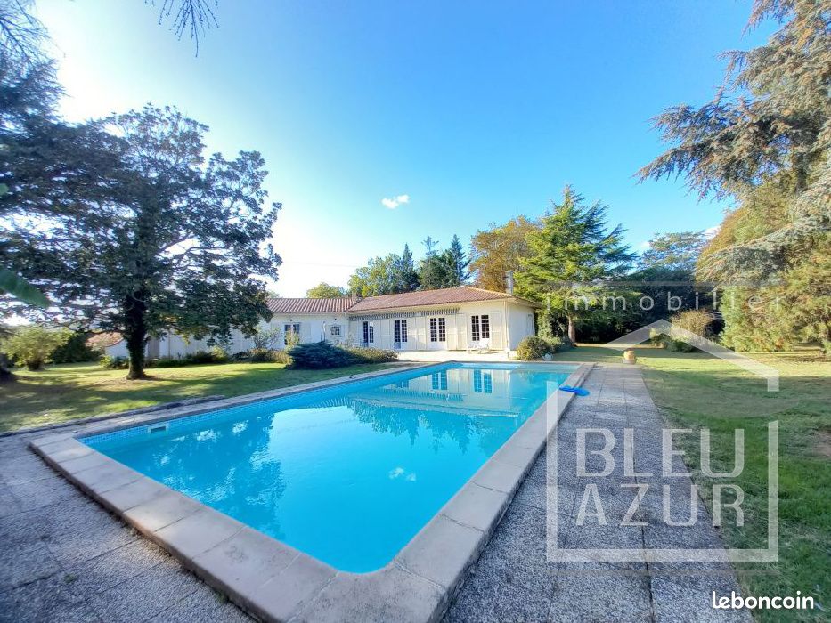 Maison 8 pièces 225 m² · à Luçon · 225 m² · 279 900 €