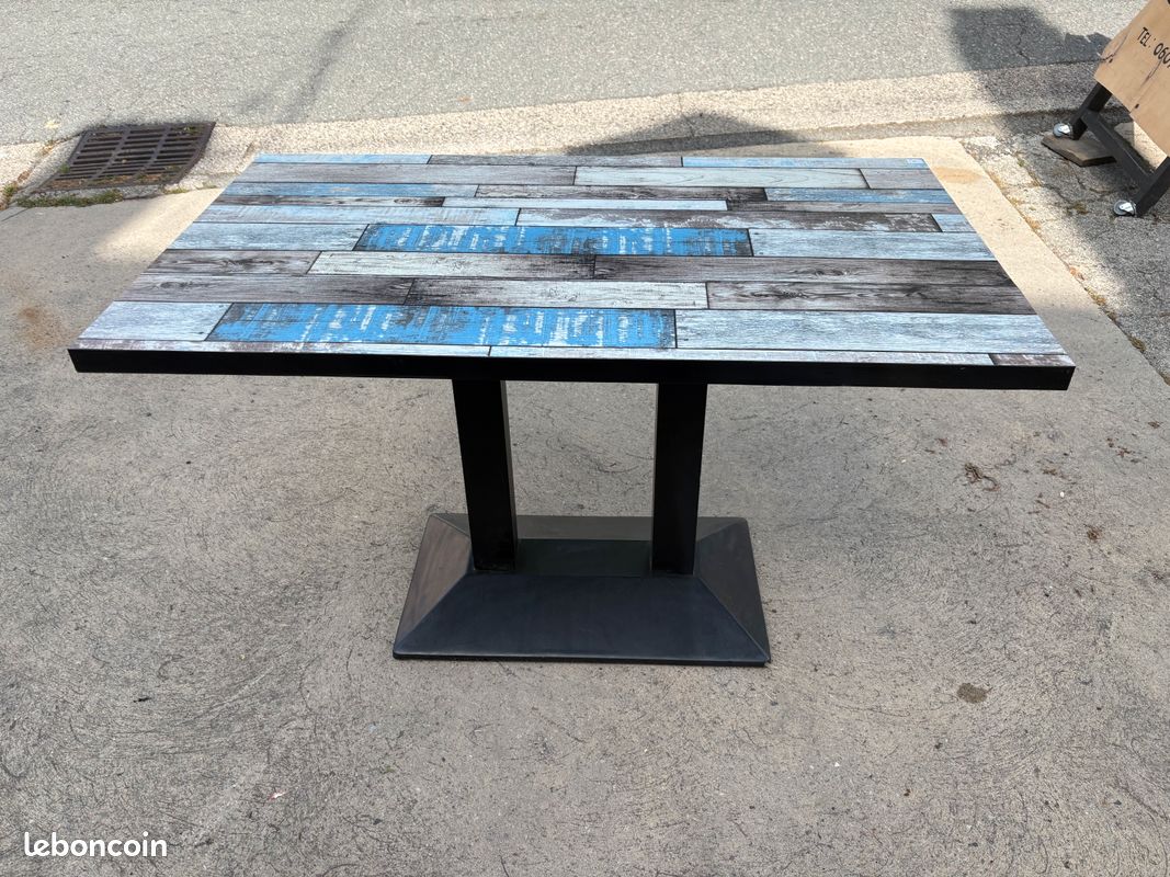 Tables de restaurant (image 1)