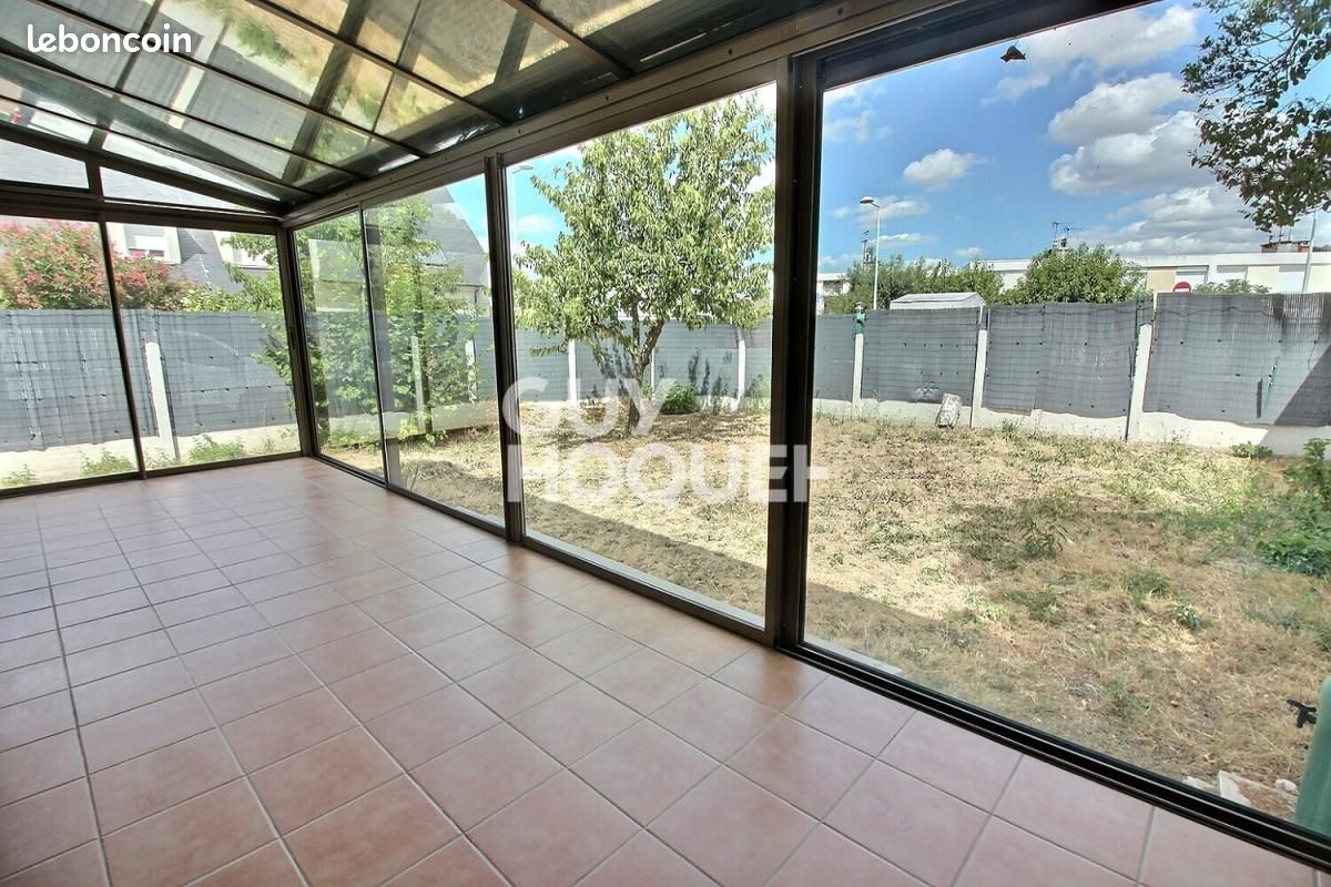 Maison 7 pièces 128 m² · à Nanterre · 128 m² · 2 400 €/mois