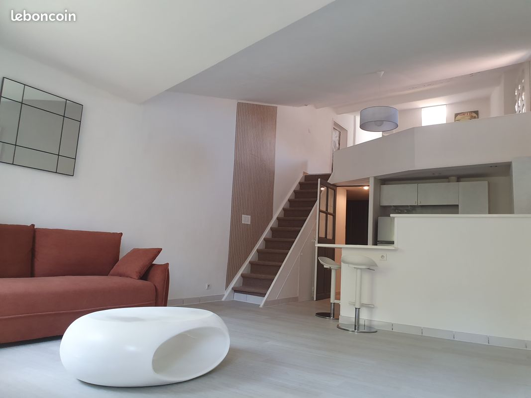 Appartement 2 pièces 50 m² · à Toulon · 50 m² · 1 050 €/mois