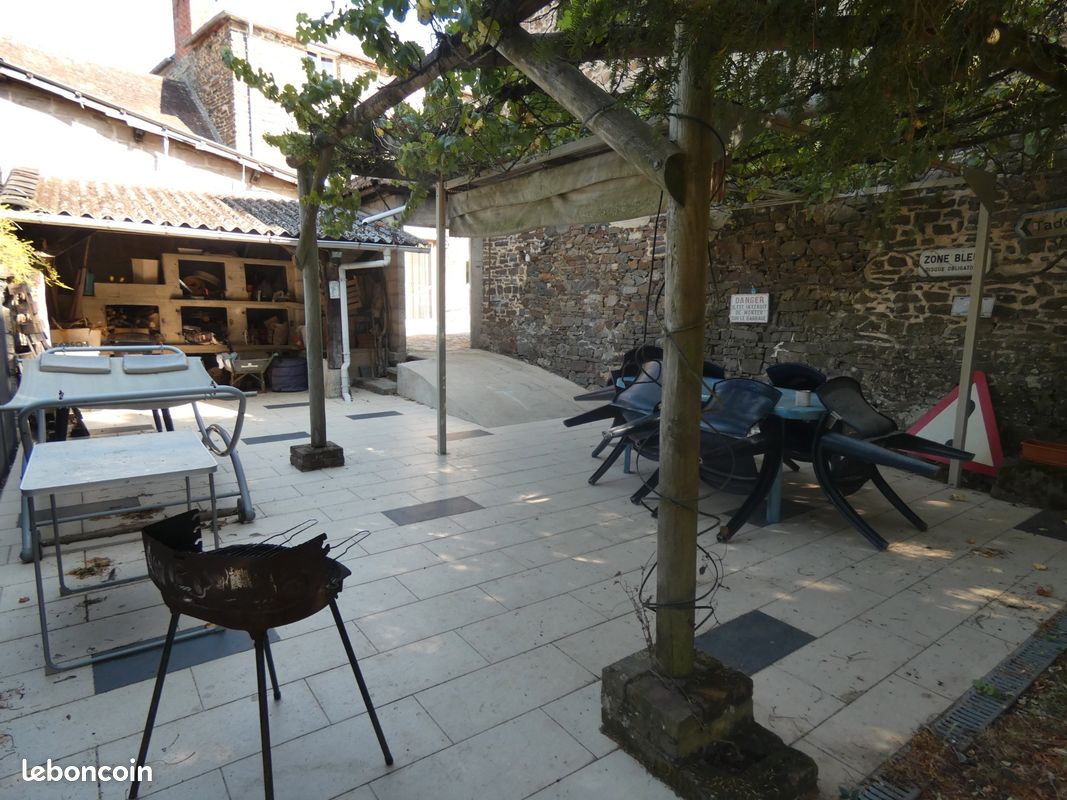 Maison 6 pièces 120 m² · à Pont-d'Ouilly · 120 m² · 173 000 €
