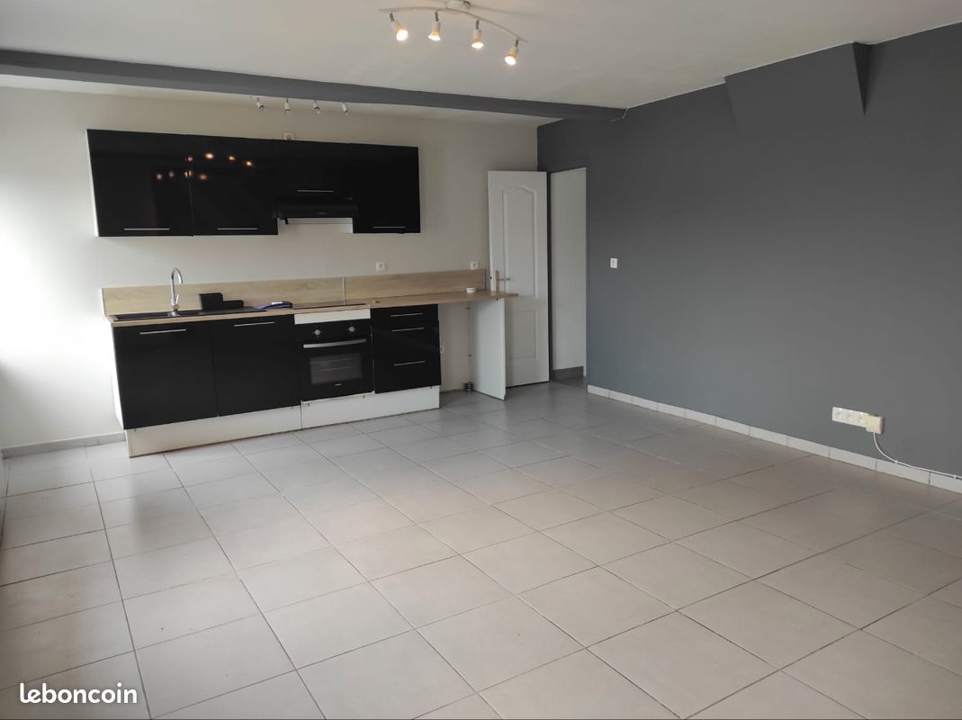 Maison 5 pièces 60 m² · à Wattrelos · 60 m² · 750 €