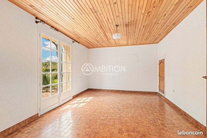 https://img.leboncoin.fr/api/v1/lbcpb1/images/26/d6/c4/26d6c4b30374ac2340bcf246b07f1c04142967df.jpg?rule=ad-image