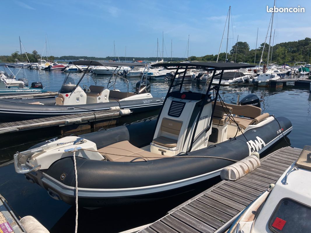 BWA 24 GTO EN PARFAIT ETAT + MERCURY 225cv V6 - 13 PERS. - TRANSPORTABLE (image 3)