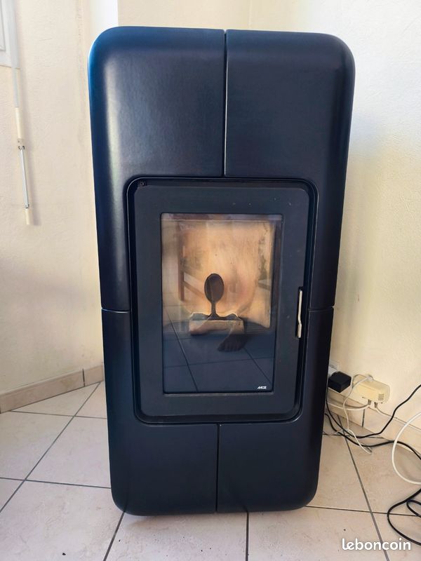 Poêle à granule MCZ TOBA Air 8kW (image 1)