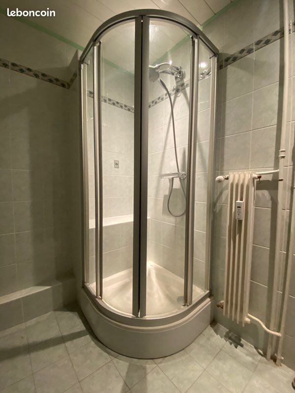 Douche (image 1)
