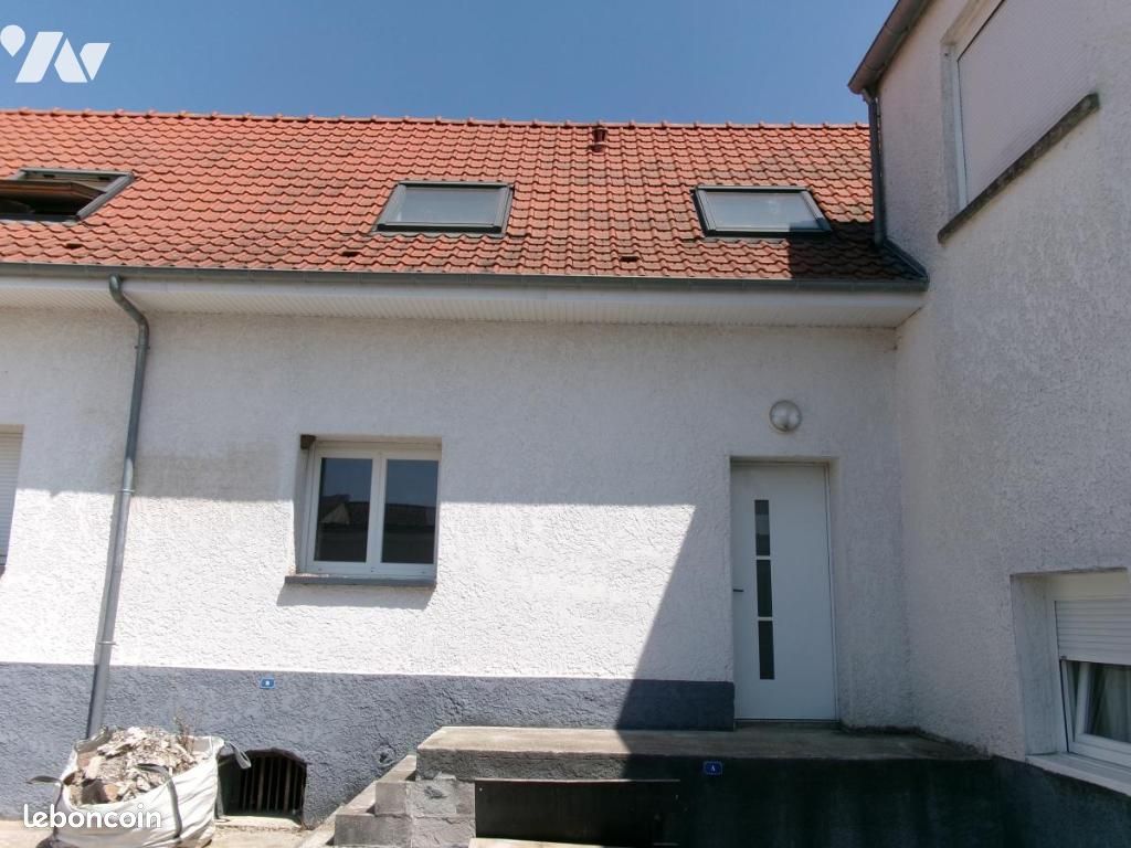 Appartement 3 pièces 84 m² · à Allouagne · 84 m² · 800 €