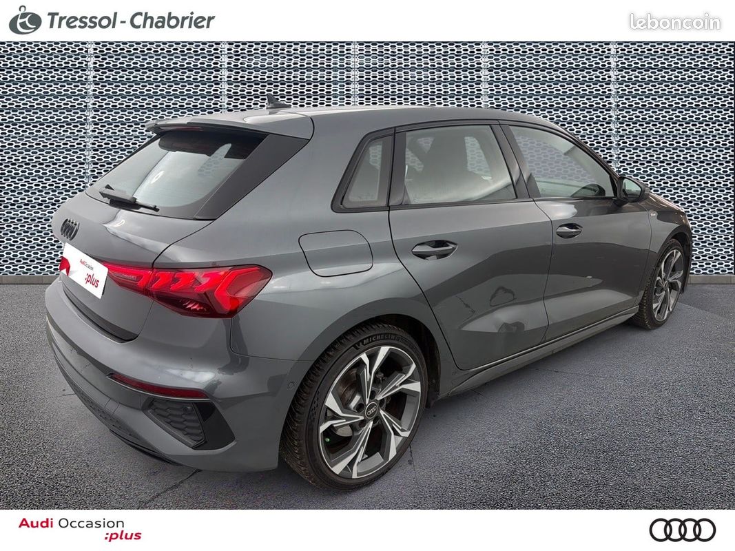 AUDI A3 Sportback 35 TFSI Mild Hybrid 150 S tronic 7 S Line (image 5)