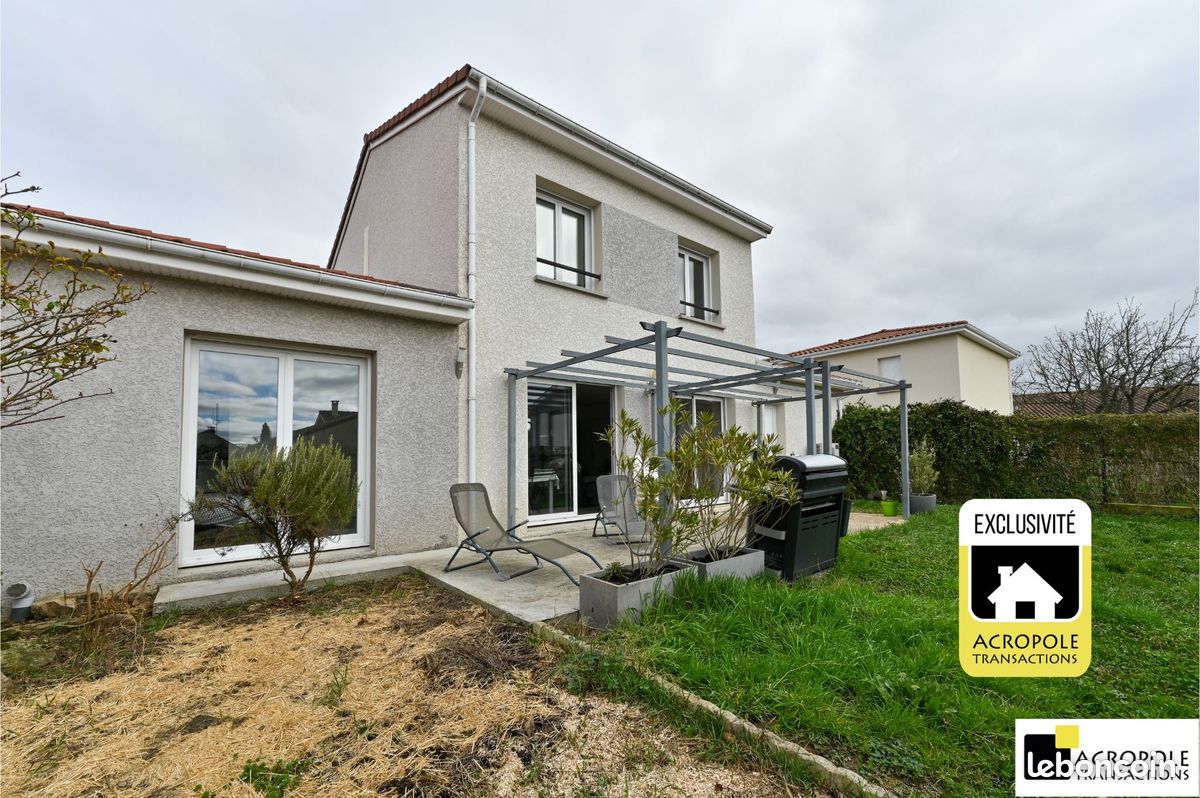 Maison 5 pièces 105 m² · à Sainte-Consorce · 105 m² · 450 000 €