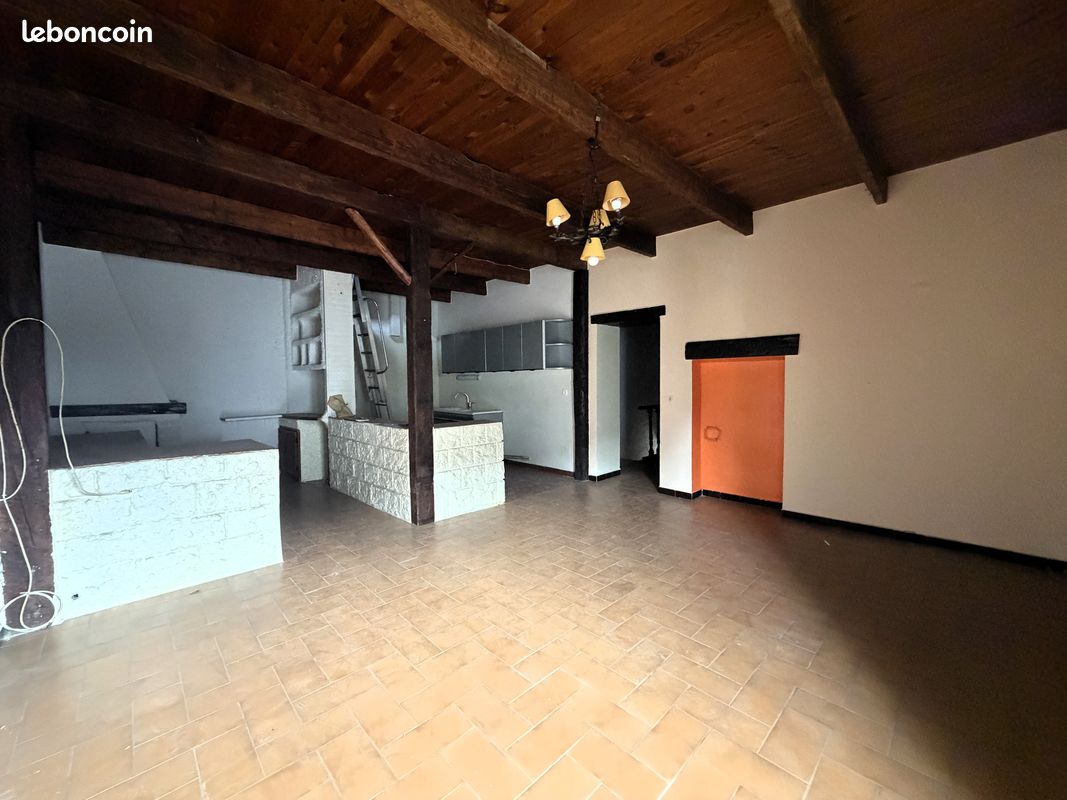 Maison 3 pièces 84 m² · à Bellegarde · 84 m² · 125 000 €