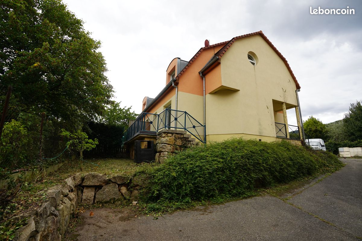 Maison 4 pièces 148 m² · à Ribeauvillé · 148 m² · 1 130 €/mois