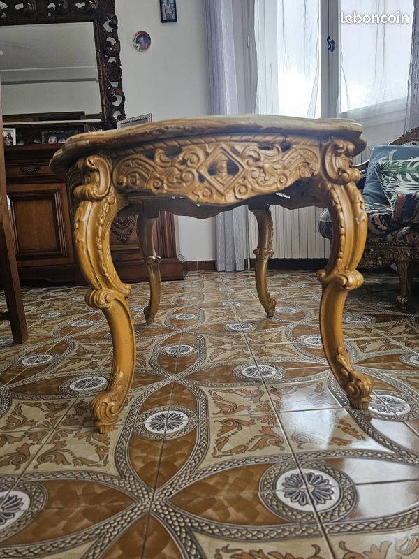 Table basse en mabre (image 1)