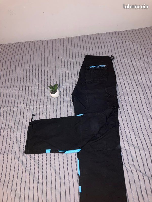 Cargos minus two (image 4)