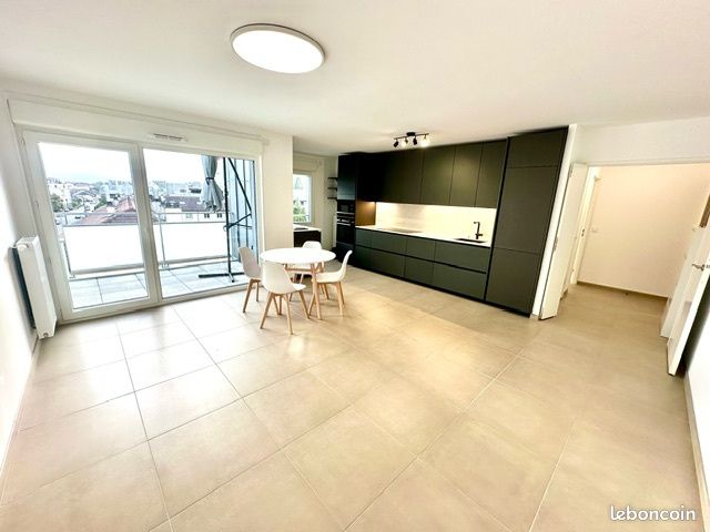 Appartement 3 pièces 67 m² · à Ferney-Voltaire · 67 m² · 2 150 €
