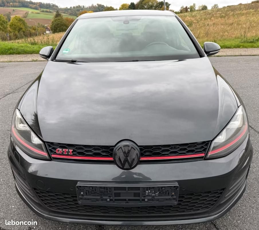 Volkswagen Golf VII LIM. GTI PERFORMANCE BMT 230 CH BVM - VOLANT EN CUIR (image 16)
