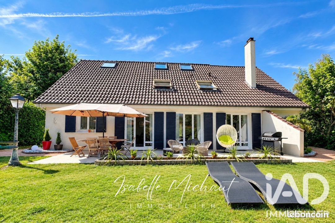 Maison 8 pièces 200 m² · à Vernouillet · 200 m² · 720 000 €