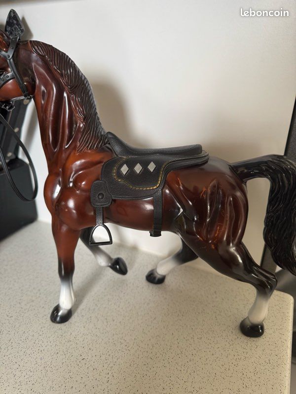 Cheval décoratif / jouet vintage avec selle et bride (image 3)