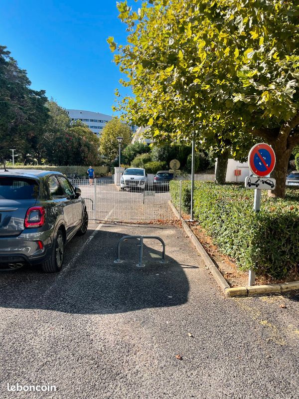 Parking/box LA GRANDE MOTTE · à La Grande-Motte · 29 000 €