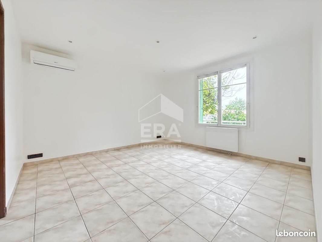 Appartement 3 pièces 54 m² · à Marseille · 54 m² · 1 000 €