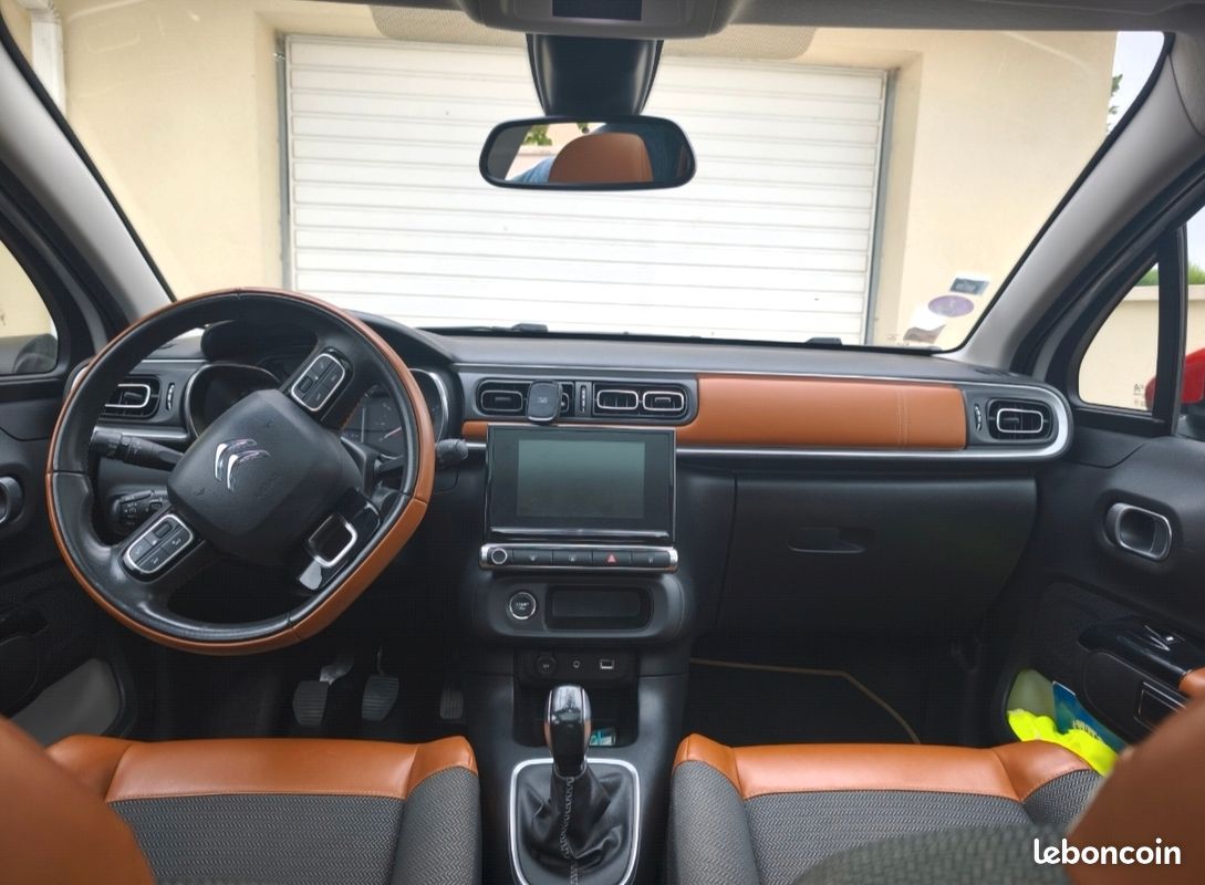 Citroen C3 110 cv toit panoramique (image 3)
