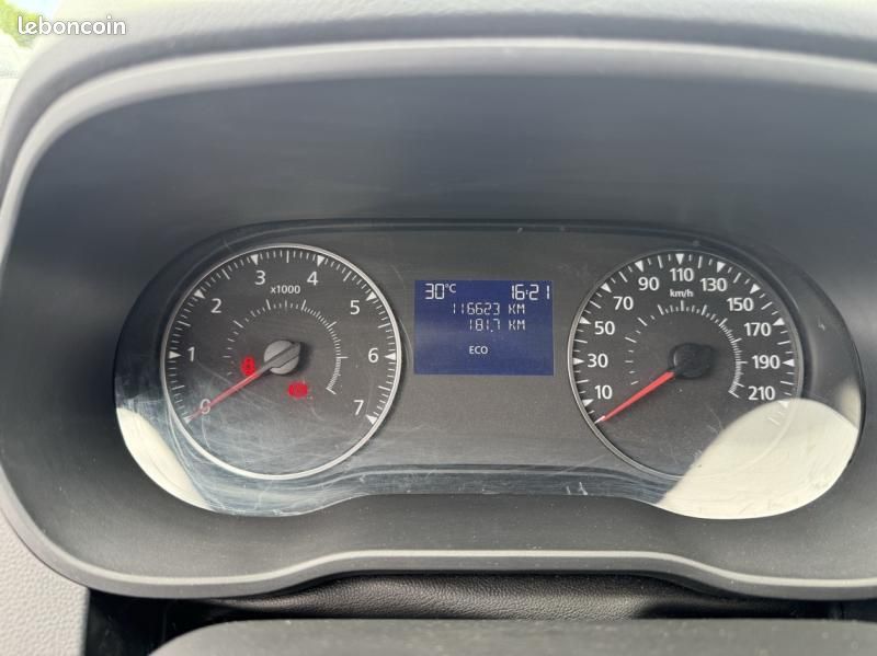 Dacia Duster 1.5 Blue dCi 95ch Essentiel 108g 4x2 - 19 (image 11)