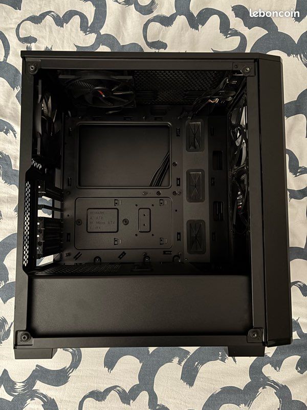 Boitiers de PC - Corsair Carbide 175r RGB + 3 ventilo simple et 1 RGB (image 6)