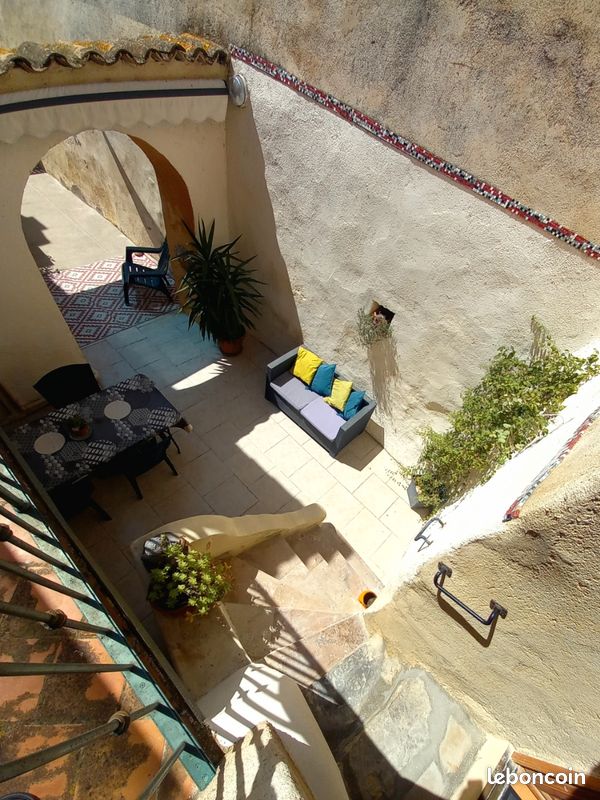 Maison 6 pièces 153 m² · à Argeliers · 153 m² · 205 000 €