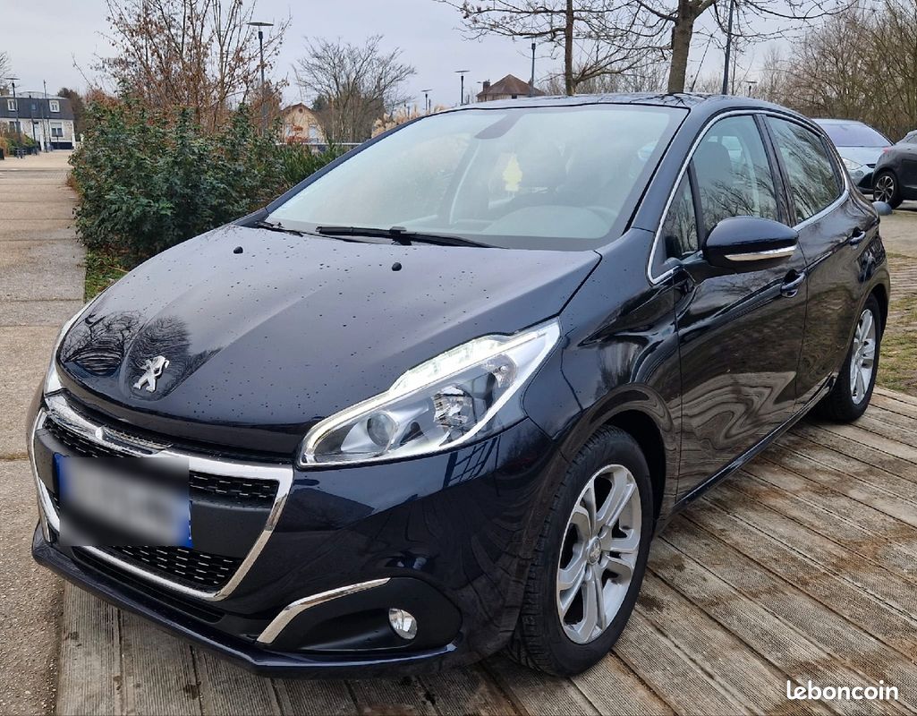 Peugeot 208 5 porte Allure 1.2 12v VTi 82 CV