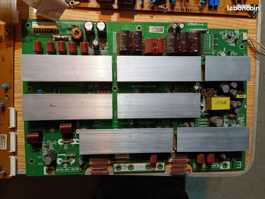 Carte YSUS Pour TV LG 50PB5600-za – Pièce Détachée EAX65235501 (occasion)