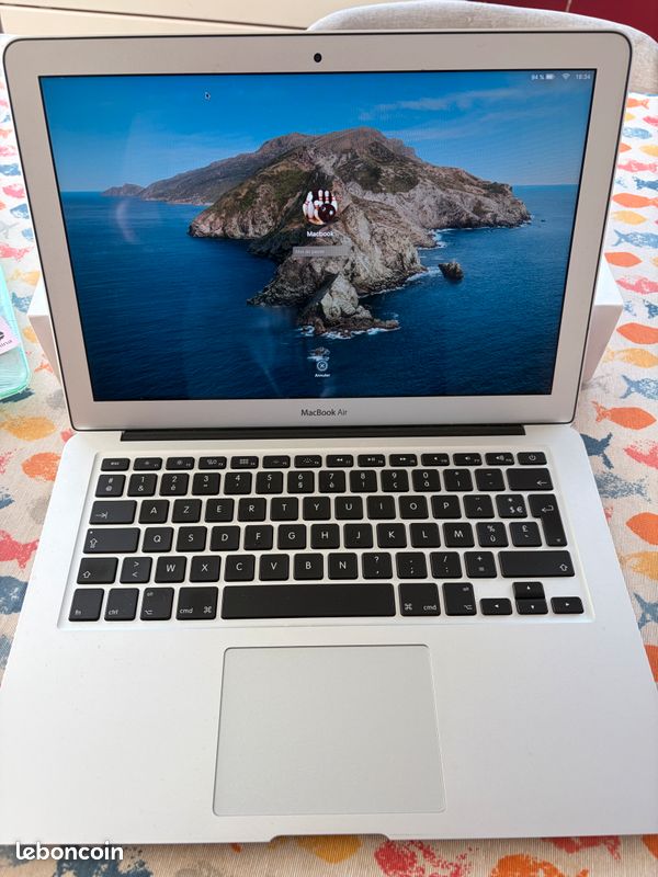 Macbook Air 13 - 512Go très bon état (image 1)