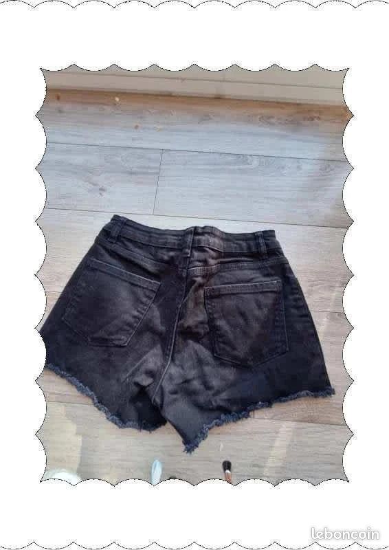 Short Jeans Bleu Coupé Primark Femme - Taille 4 - État Impeccable