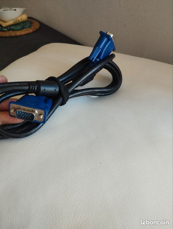 Câble VGA vers VGA (image 2)