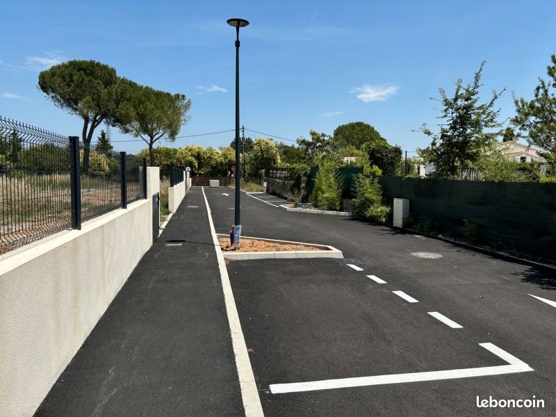 Terrain 630 m² · à Saussines · 189 900 €