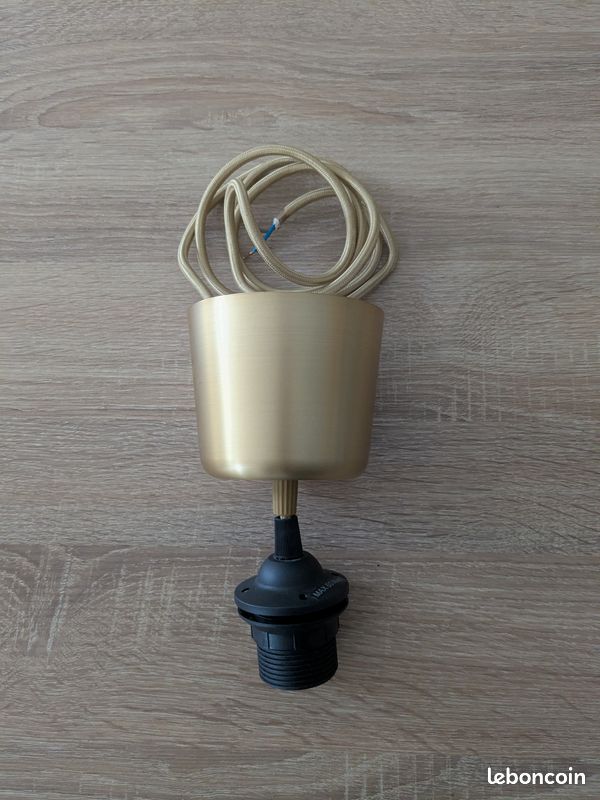 Suspension pour luminaire doré Ikea (image 2)