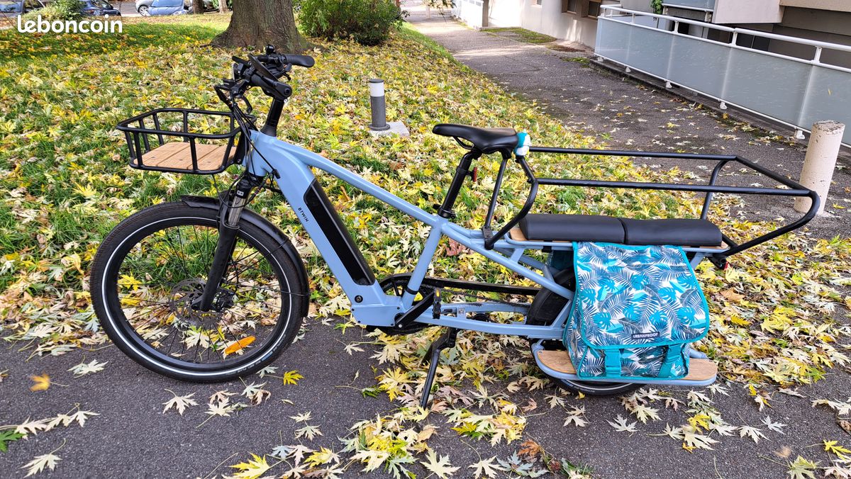 Vélo cargo électrique longtail Decathlon R500E Vélos