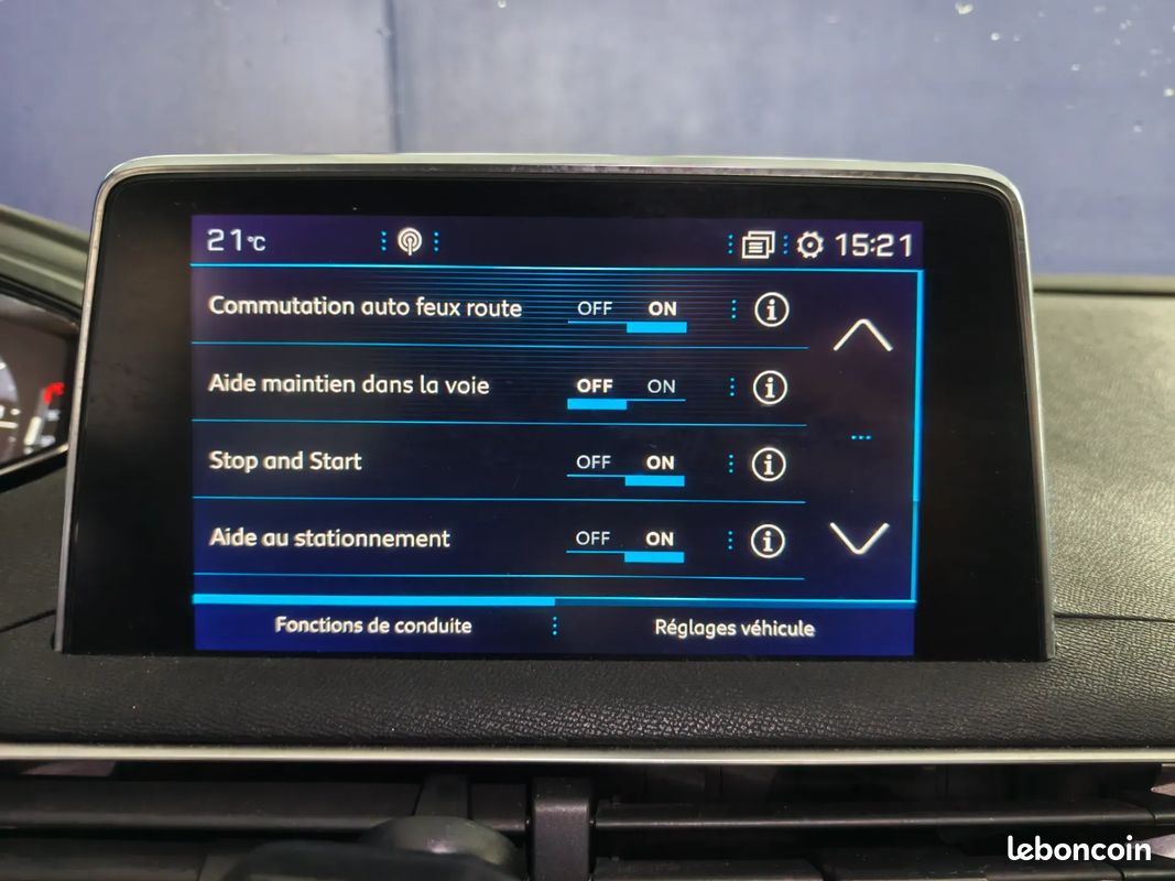 PEUGEOT 3008 1.2 PureTech 130ch Allure EAT6 - 2017 - Suivi complet Peugeot - Climatisation - i-Cockpit - Carplay (image 24)