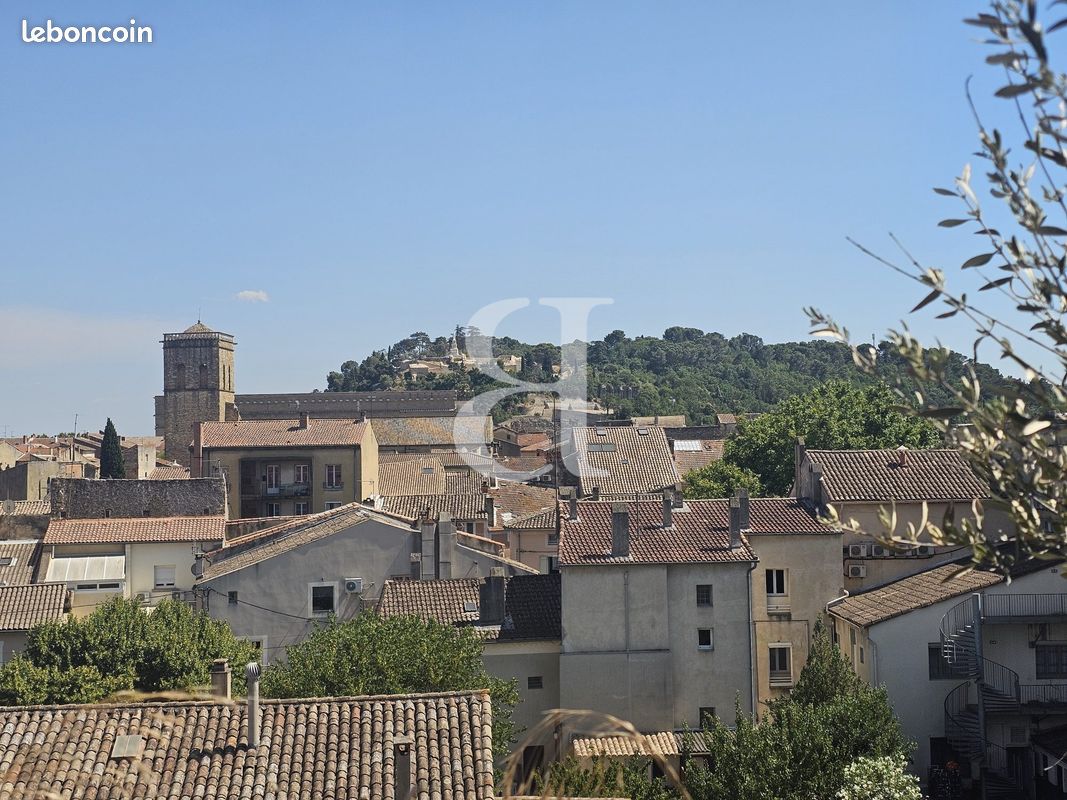 Appartement 3 pièces 74 m² · à Orange · 74 m² · 196 000 €