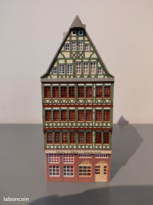 Maquette immeuble de ville ho (image 1)