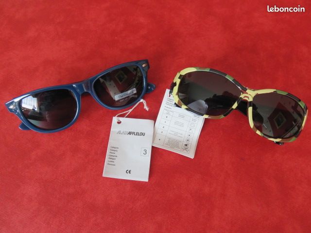 Lunettes de soleil enfant neuves avec étiquette (image 1)
