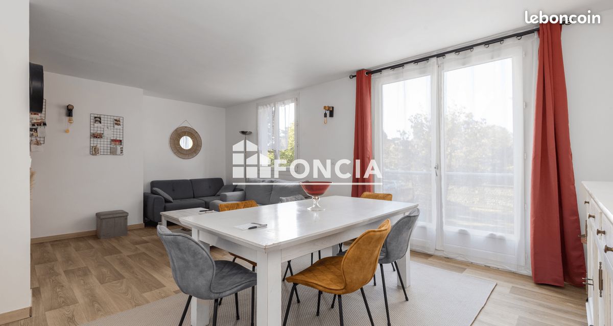 Appartement 4 pièces 73 m² · à Le Petit-Quevilly · 73 m² · 130 000 €