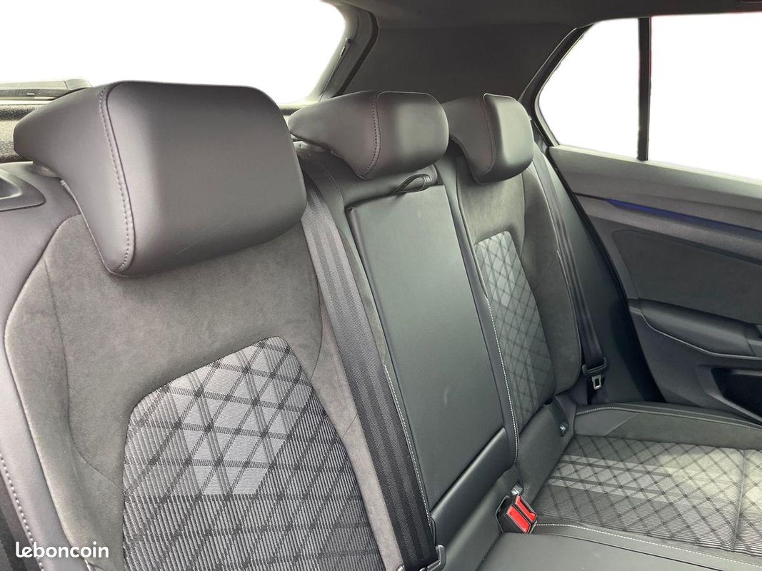 VOLKSWAGEN Golf 1.5 eTSI EVO2 116 DSG7 R-Line Edition (image 18)