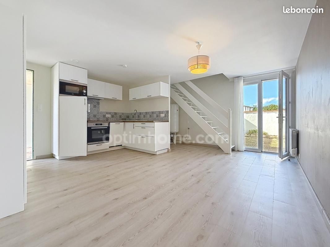 Maison 3 pièces 45 m² · à La Flotte · 45 m² · 389 000 €