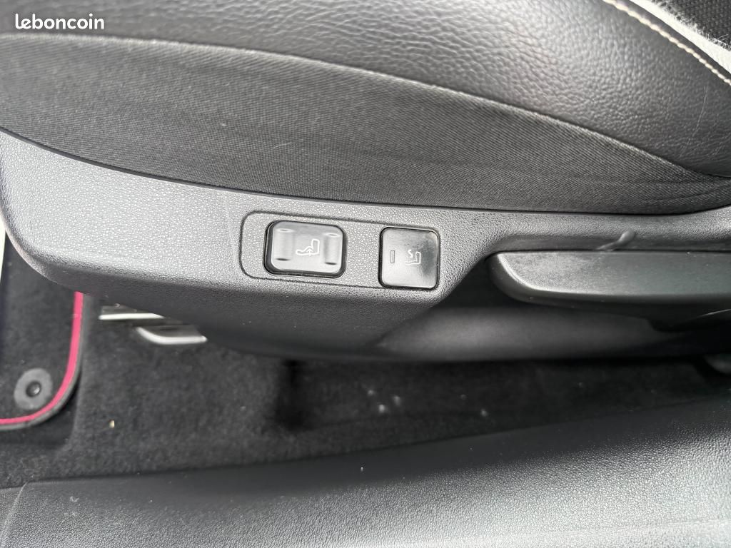 DS DS4 1.6 e-HDi FAP - 115 So Chic clim + Radar AR (image 41)