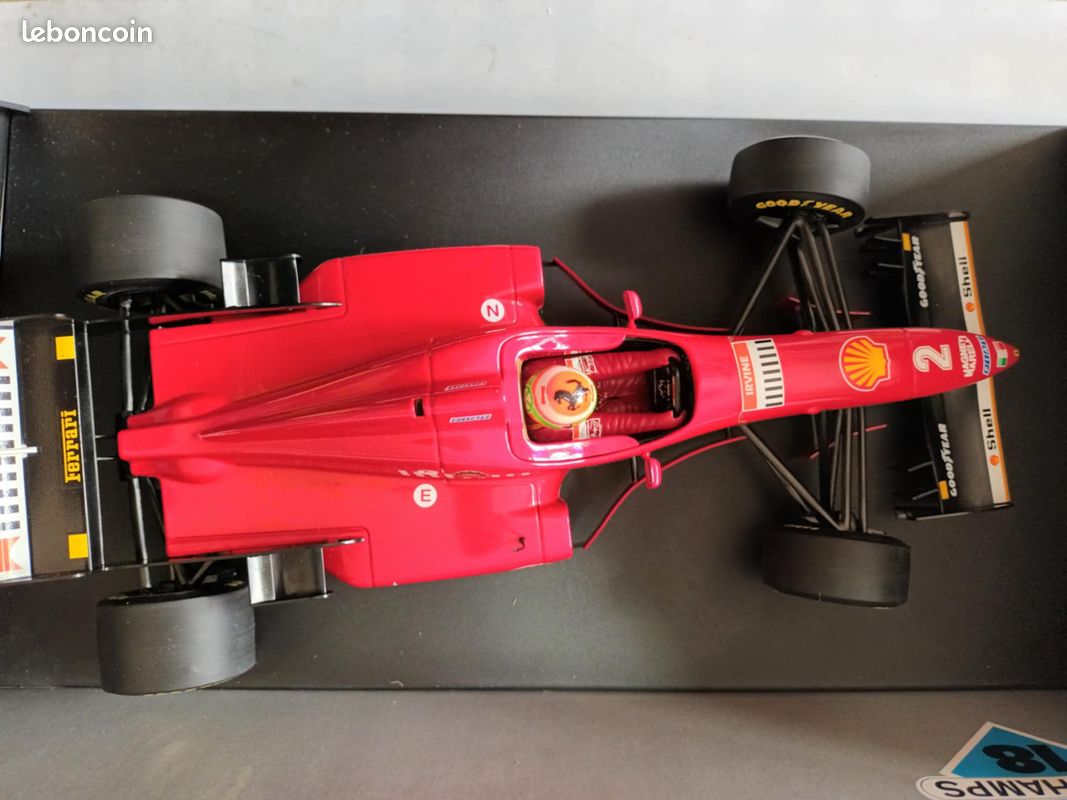 MINICHAMPS Ferrari 1996 version de lancement E. Irvine 1:43