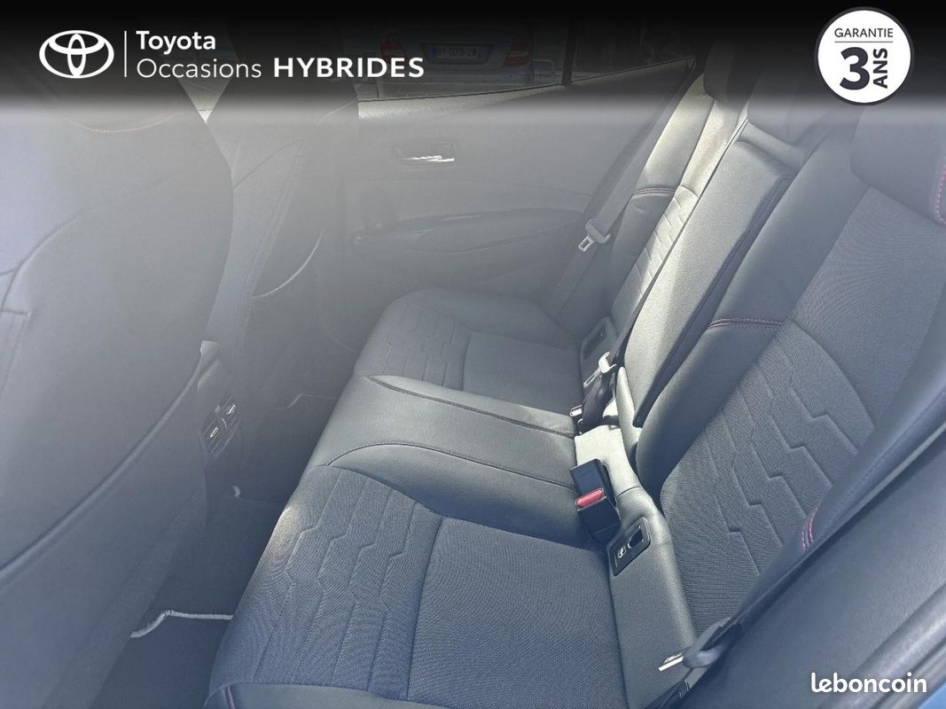 Toyota Corolla 122h Collection MY22 (image 11)