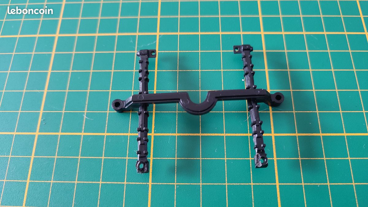 Support châssis pièce détachée miniature Bburago burago Jaguar SS100 1937 1/18 1/18e 1/18ème #D57 (image 2)