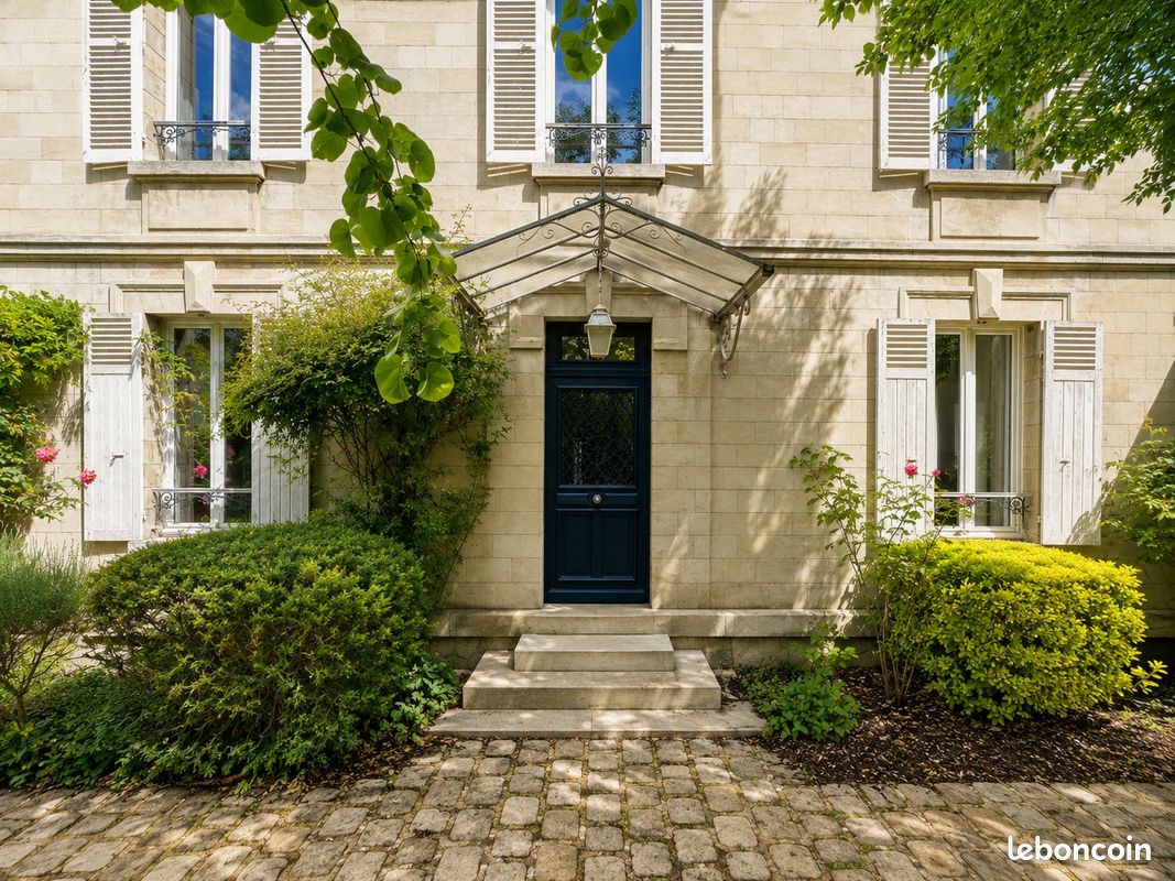 Maison 6 pièces 160 m² · à Chantilly · 160 m² · 939 000 €